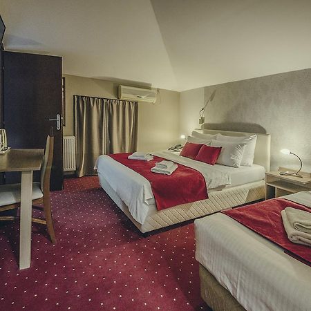 Hotel Bell Leskovac  Esterno foto