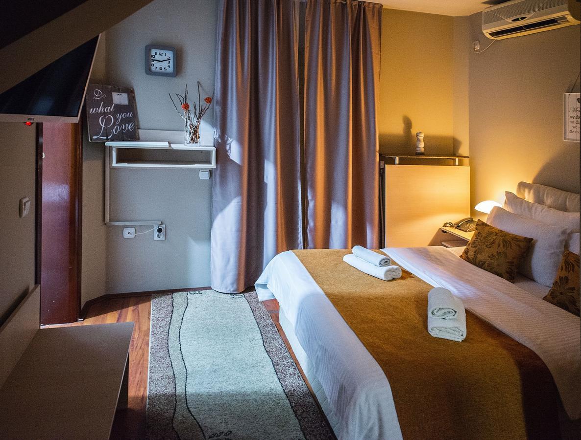 Hotel Bell Leskovac  Esterno foto