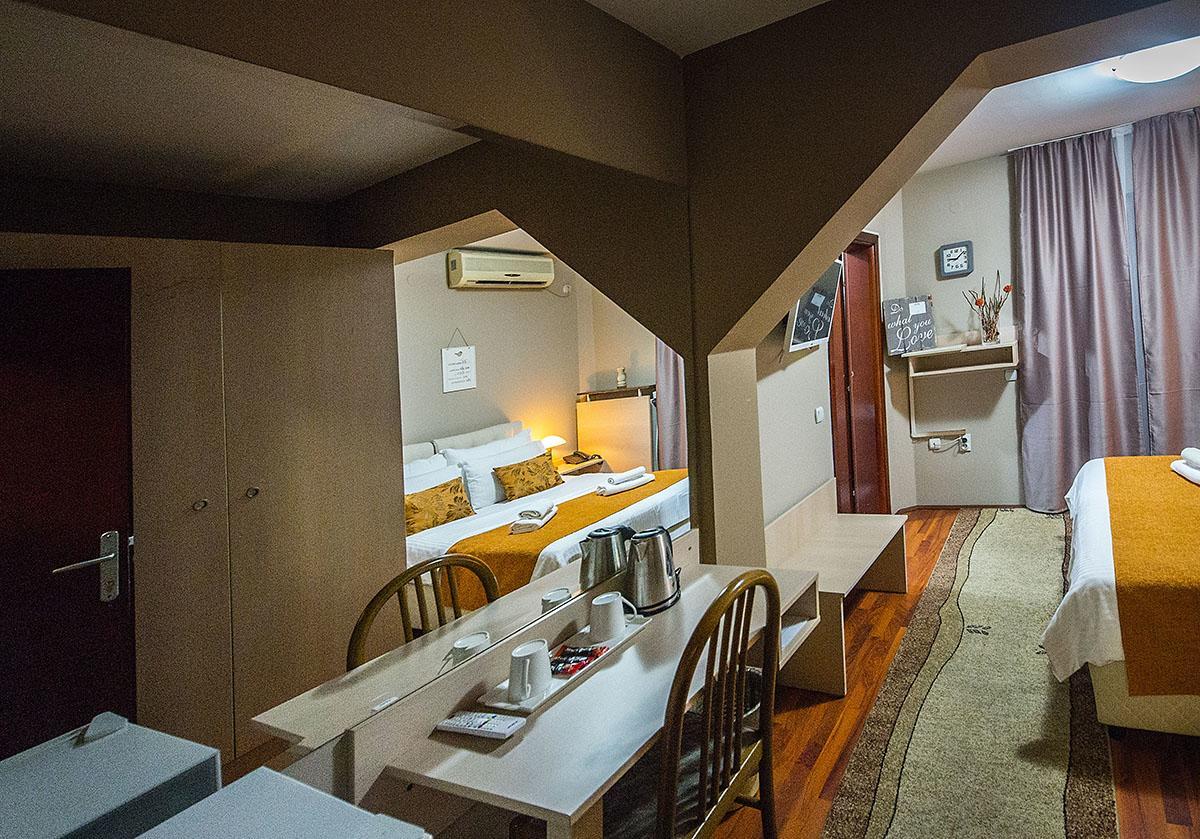 Hotel Bell Leskovac  Esterno foto