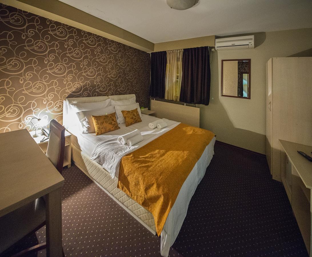 Hotel Bell Leskovac  Esterno foto