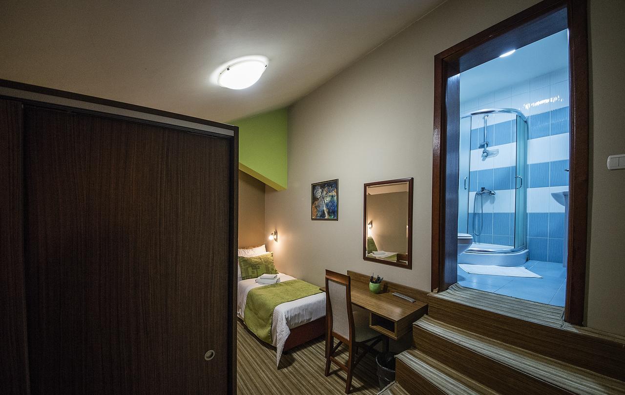 Hotel Bell Leskovac  Esterno foto
