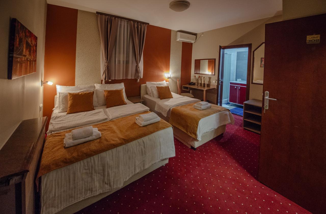 Hotel Bell Leskovac  Esterno foto