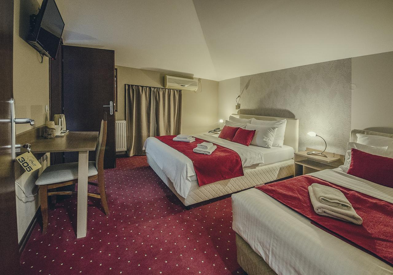Hotel Bell Leskovac  Esterno foto