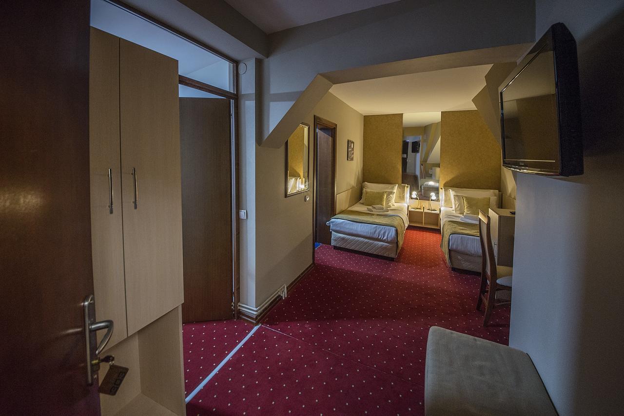 Hotel Bell Leskovac  Esterno foto