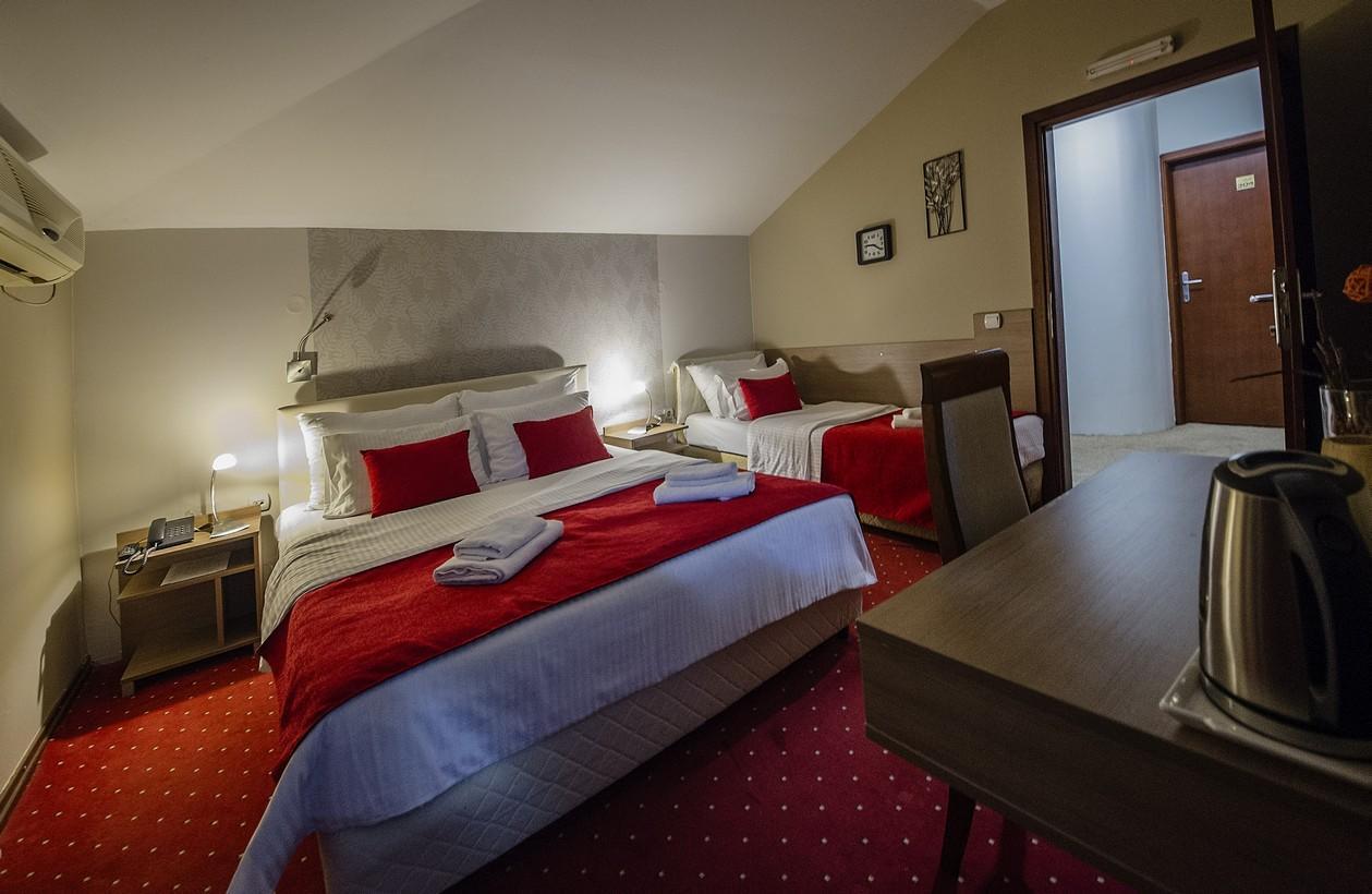 Hotel Bell Leskovac  Esterno foto